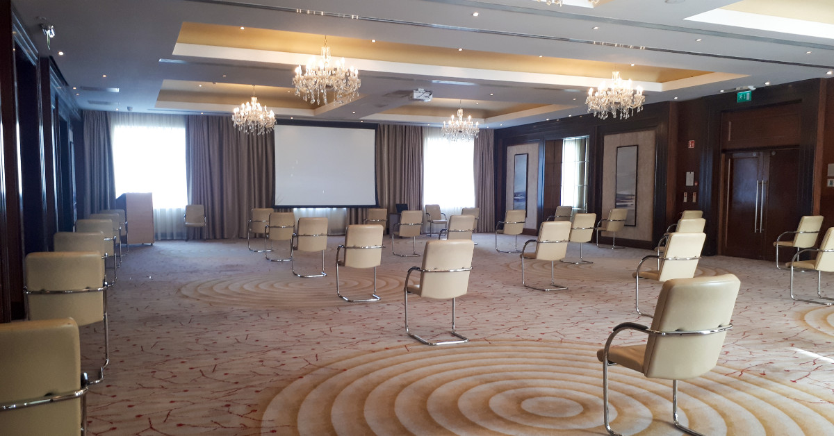 Social Distance Conference Setups The Future Of Meetings & Events With Social Distancing | The Kingsley Blog
